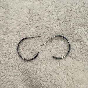Small Open Hoop Alloy Earrings - Push-On Backing – Minimalist Everyday Jewelry